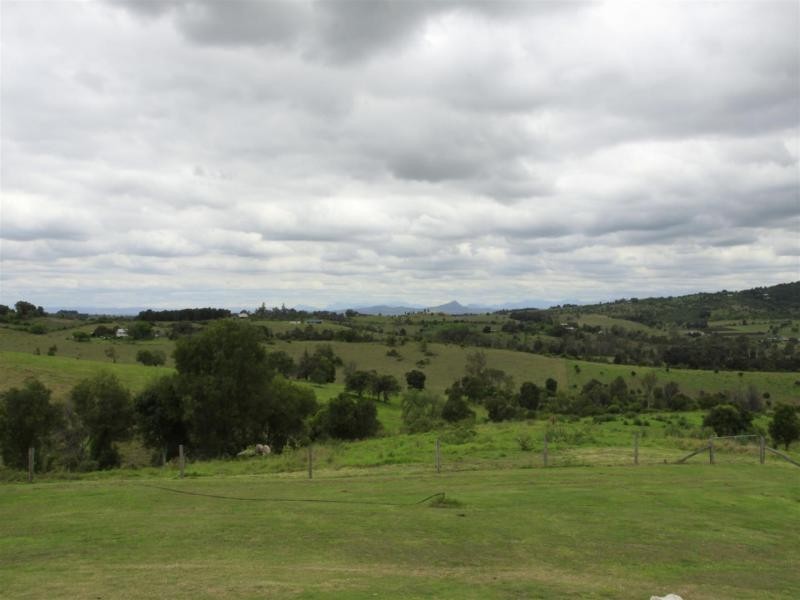 547 Ballins Rd, Tallegalla QLD 4340