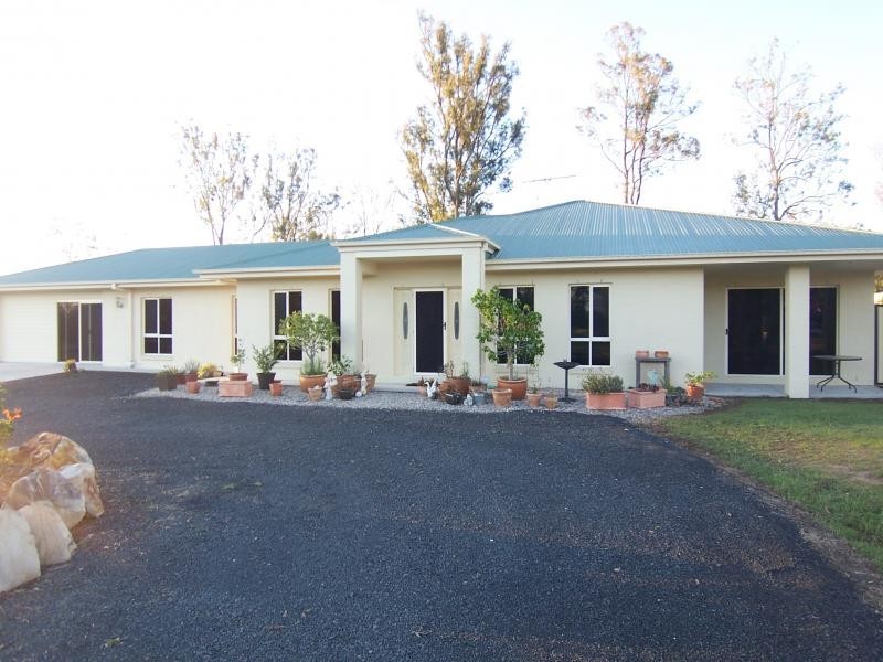 37 Glencoe Place, Thagoona QLD 4306