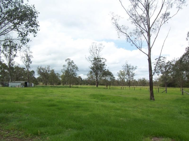 25 Hewlett Rd, Lower Mount Walker QLD 4340