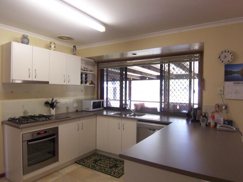 22-24 Kipara Rd, Thagoona QLD 4306