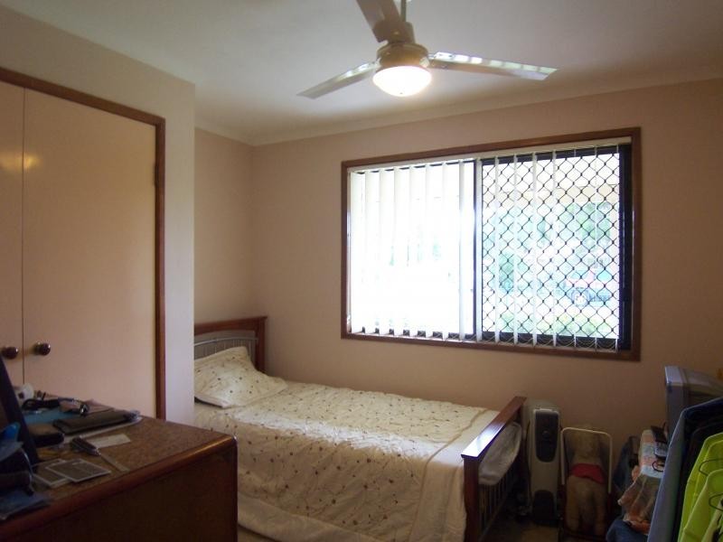 9 Kingsley St, Walloon QLD 4306