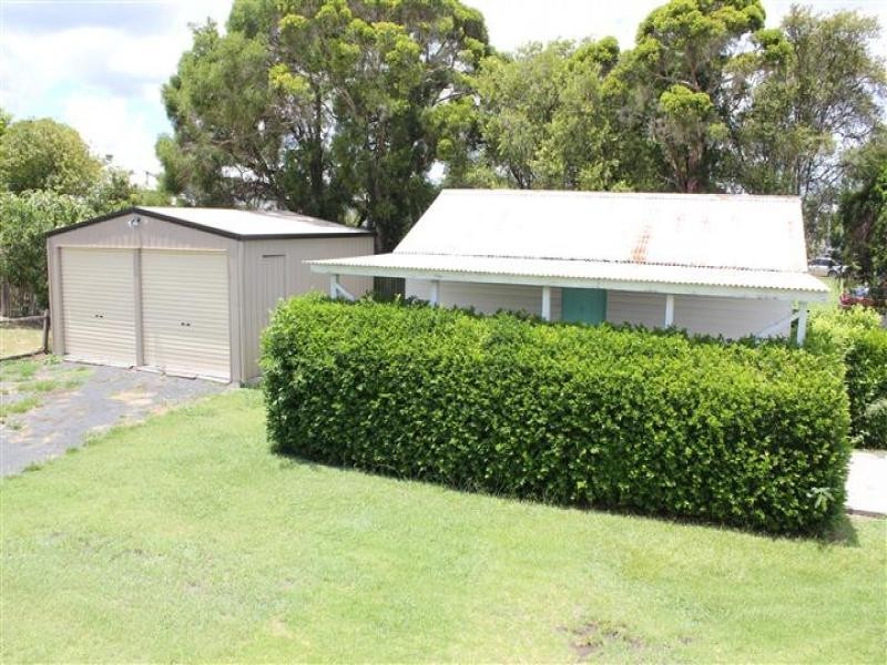 17 William Street, Rosewood QLD 4340