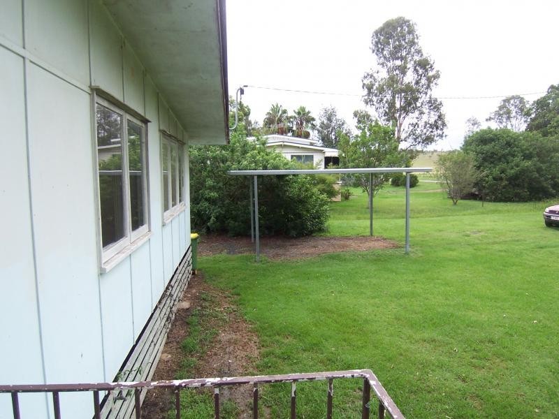 48 Symes Street, Grandchester QLD 4340