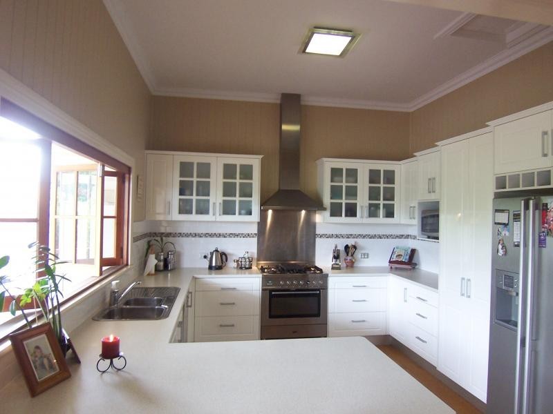 79 Cemetery Rd, Raceview QLD 4305