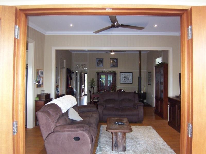 79 Cemetery Rd, Raceview QLD 4305