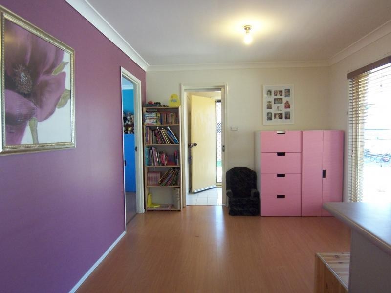 33 Dellvene Cr, Rosewood QLD 4340