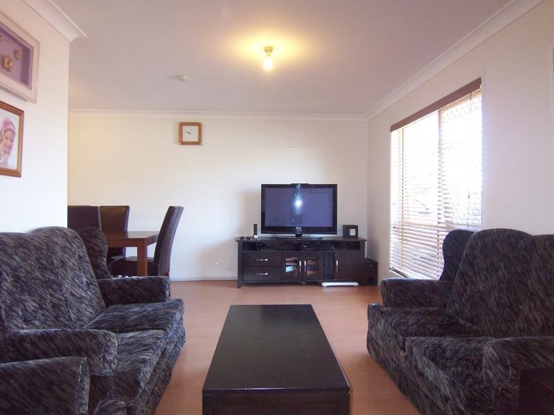 33 Dellvene Cr, Rosewood QLD 4340