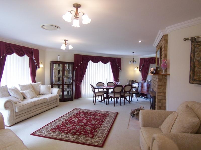 36-38 Roland Ct, Peak Crossing QLD 4306