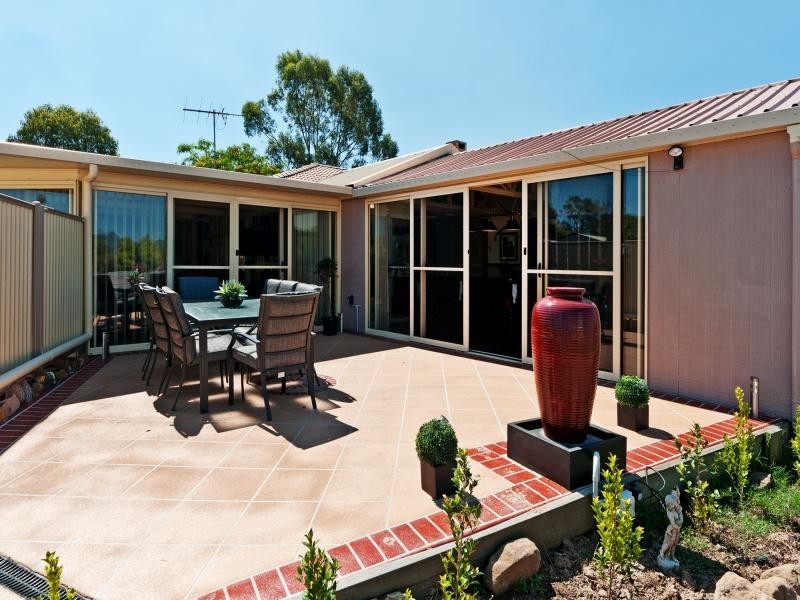 36-38 Roland Ct, Peak Crossing QLD 4306