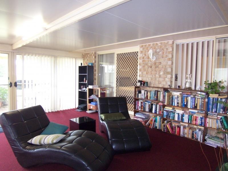 36-38 Roland Ct, Peak Crossing QLD 4306