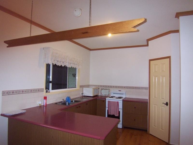 57 Flame Tree Ct, Walloon QLD 4306