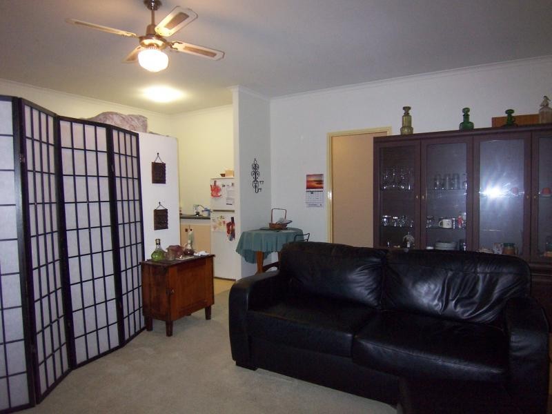 57 Flame Tree Ct, Walloon QLD 4306