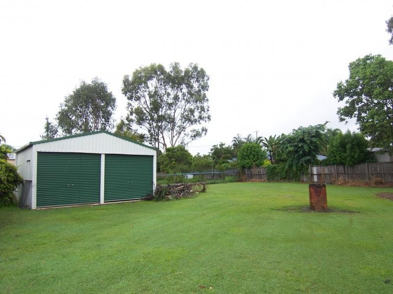 57 Flame Tree Ct, Walloon QLD 4306