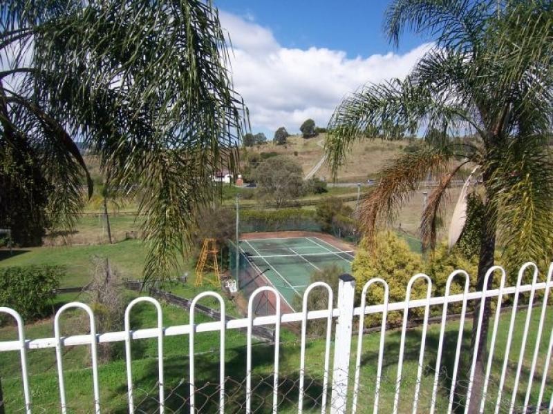 16 Piepers Rd, Marburg QLD 4346