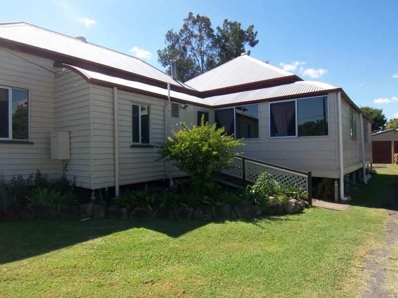 29 Albert Street, Rosewood QLD 4340