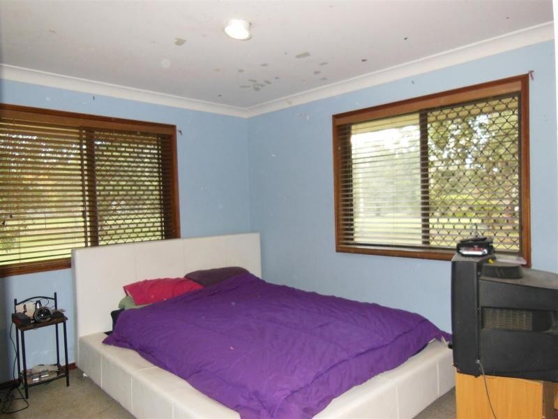 20 Taylors Rd, Walloon QLD 4306