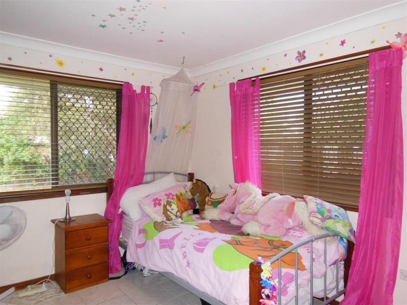 20 Taylors Rd, Walloon QLD 4306