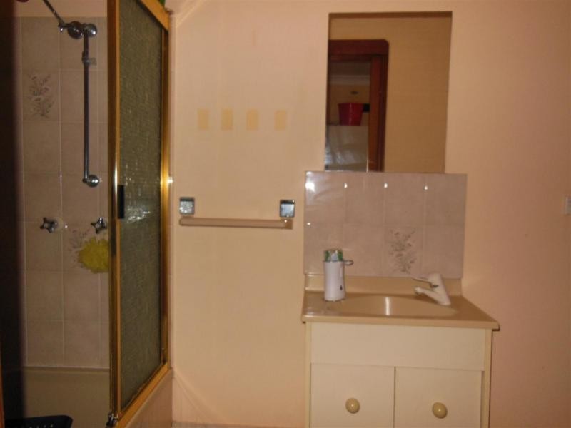 20 Taylors Rd, Walloon QLD 4306