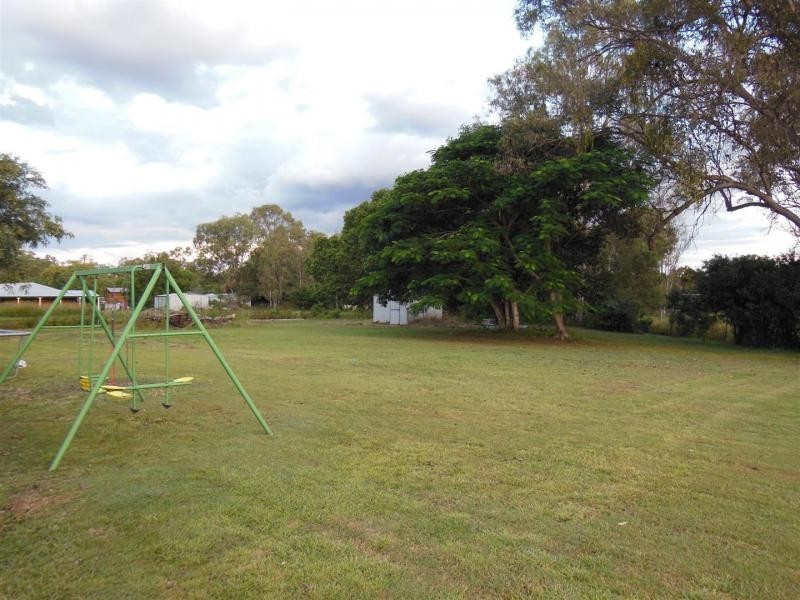 20 Taylors Rd, Walloon QLD 4306