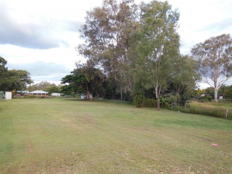 20 Taylors Rd, Walloon QLD 4306