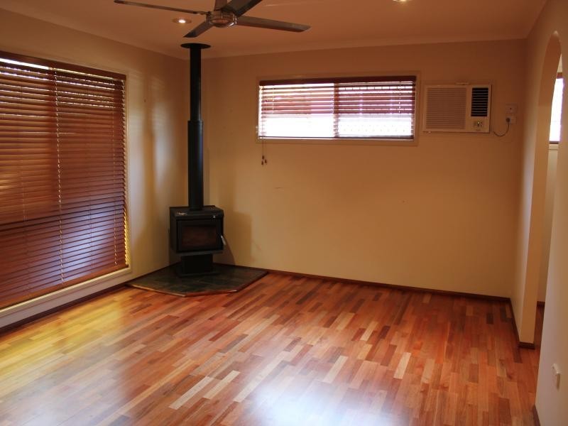 35-37 Owens St, Marburg QLD 4346