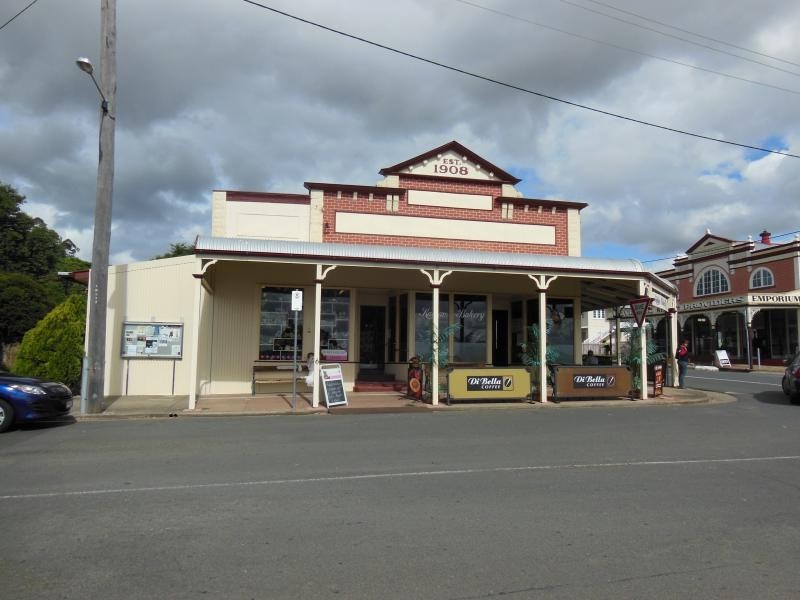 64 Edward Street, Kalbar QLD 4309