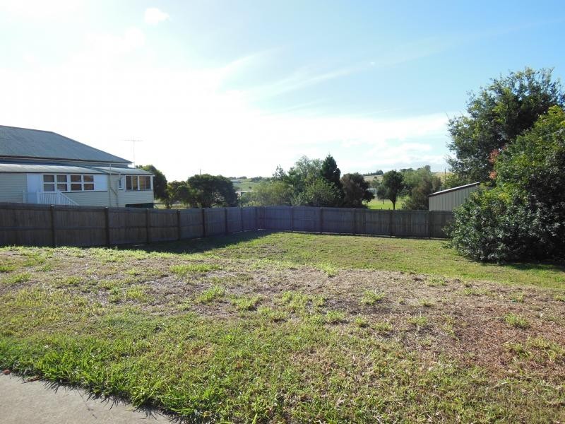 64 Edward Street, Kalbar QLD 4309