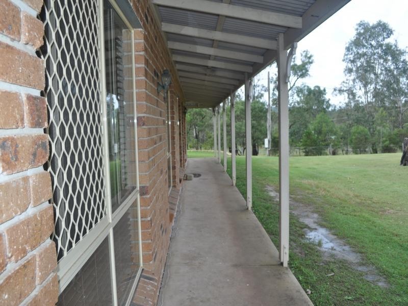 48 James Road, Pine Mountain QLD 4306