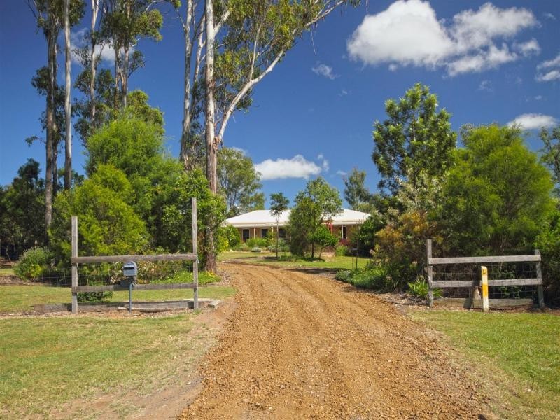 22 Ashleigh Ct, Walloon QLD 4306
