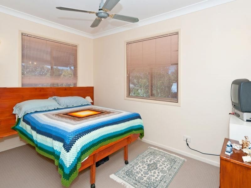 8 Macadamia Ct, Walloon QLD 4306