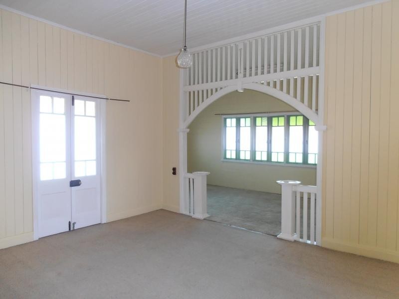 2254 Warrego Hwy, Haigslea QLD 4306