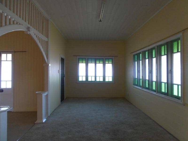 2254 Warrego Hwy, Haigslea QLD 4306