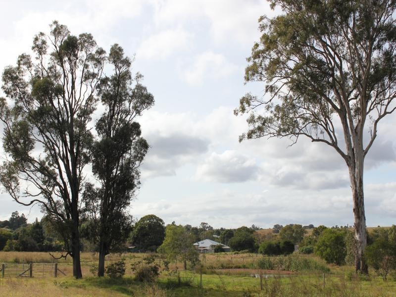 17-23 Edward St, Marburg QLD 4346