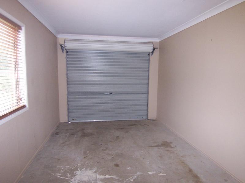 18 Honeysuckle Court, Walloon QLD 4306