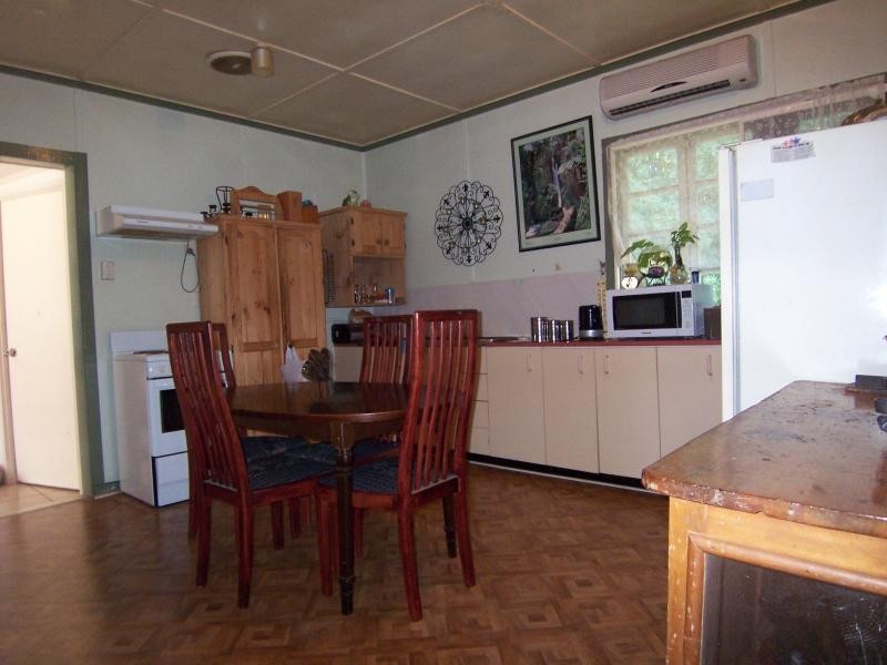 14 Stocks Lane, Walloon QLD 4306