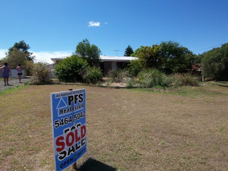 33 Flame Tree Court, Walloon QLD 4306