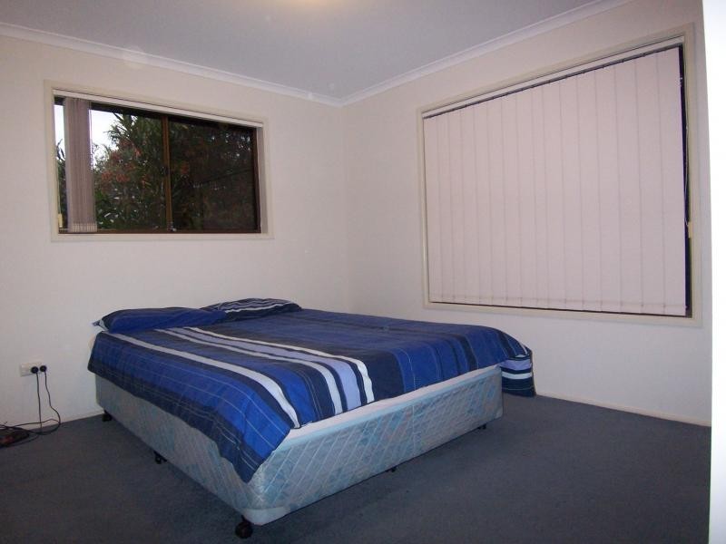33 Flame Tree Court, Walloon QLD 4306