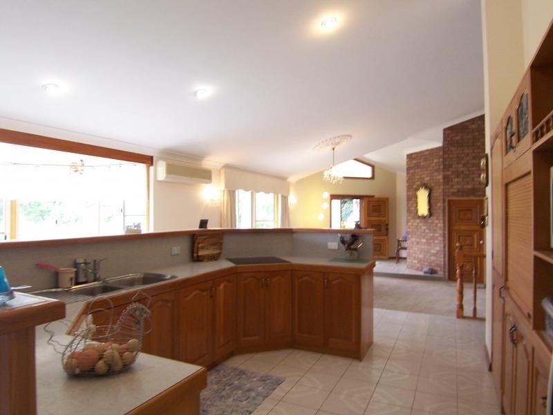 20 Claus Rd, Haigslea QLD 4306