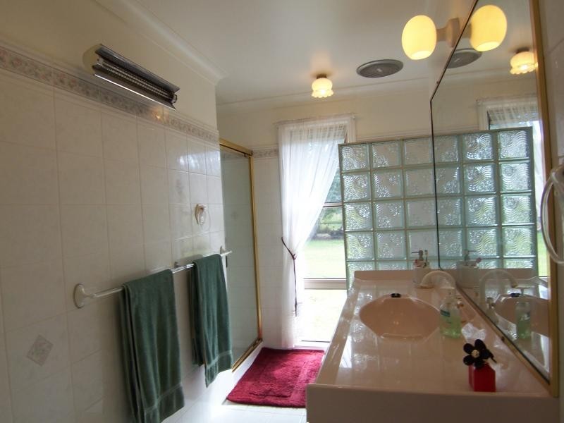 20 Claus Rd, Haigslea QLD 4306