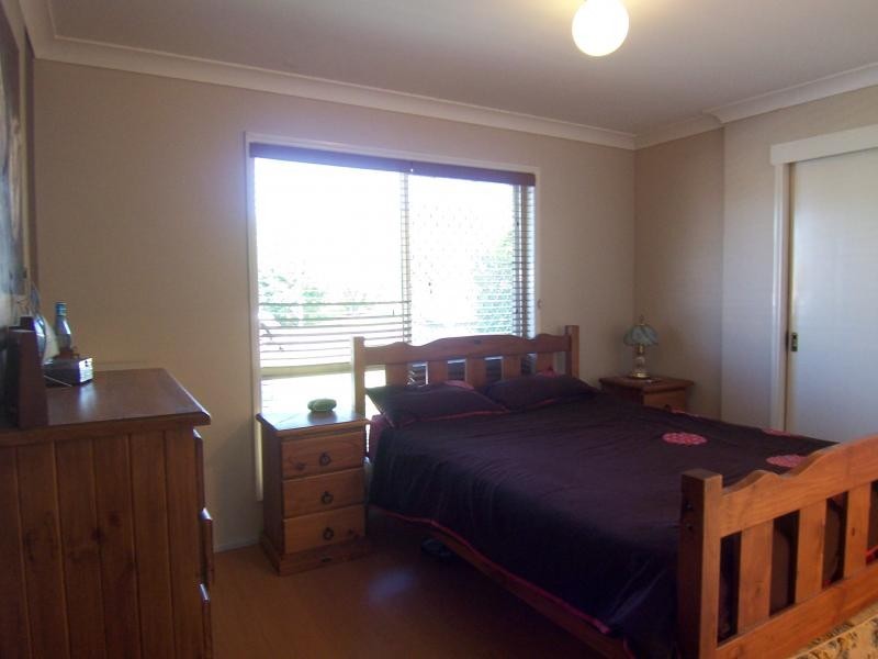 33 Dellvene Cr, Rosewood QLD 4340