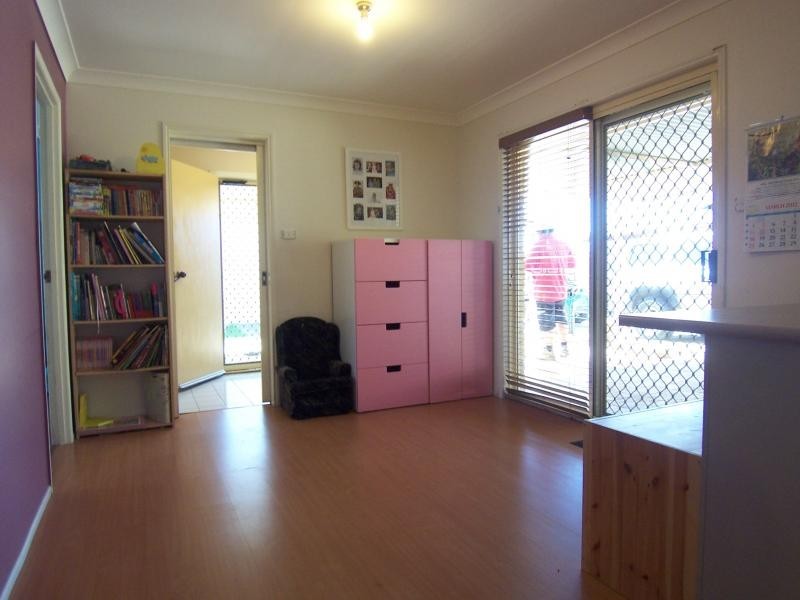 33 Dellvene Cr, Rosewood QLD 4340