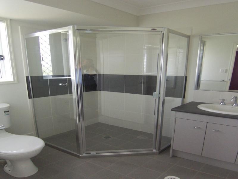 21 Claydon Pl, Rosewood QLD 4340