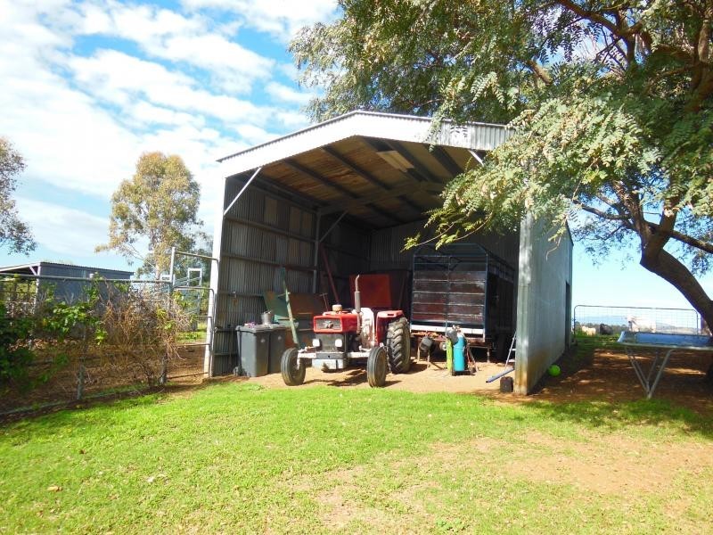 235 Blantyre Rd, Roadvale QLD 4310