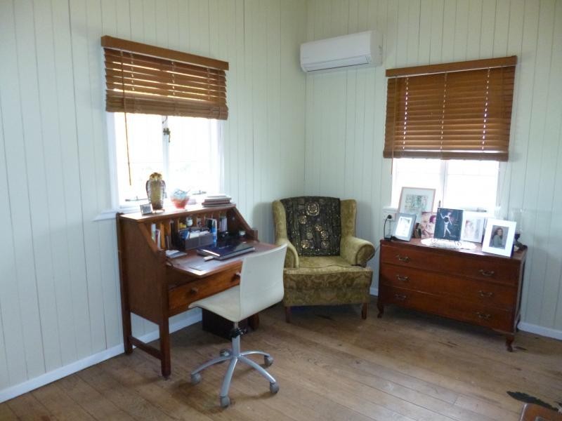 6 Walloon Road, Rosewood QLD 4340