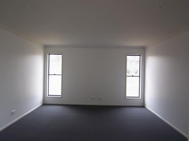 9 Claydon Pl, Rosewood QLD 4340