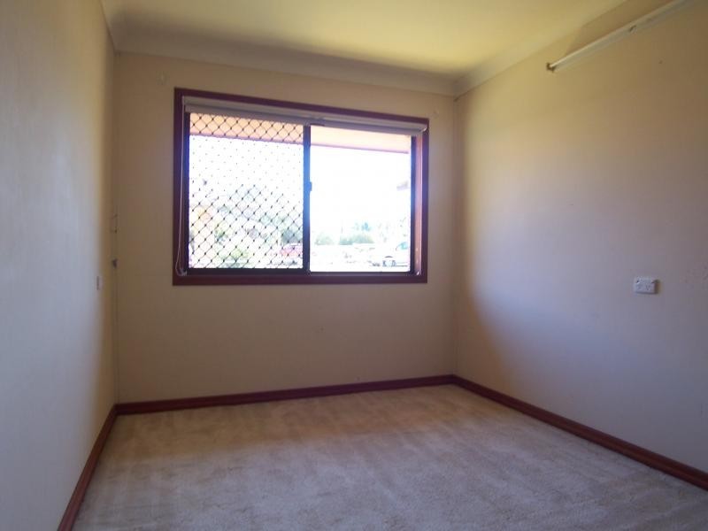 30 Queen Street, Walloon QLD 4306