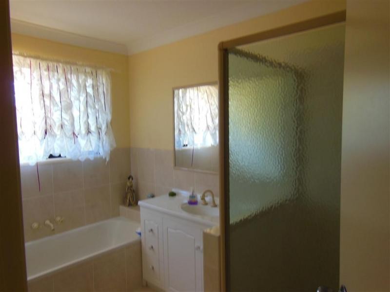 10 Adam Drive, Aratula QLD 4309