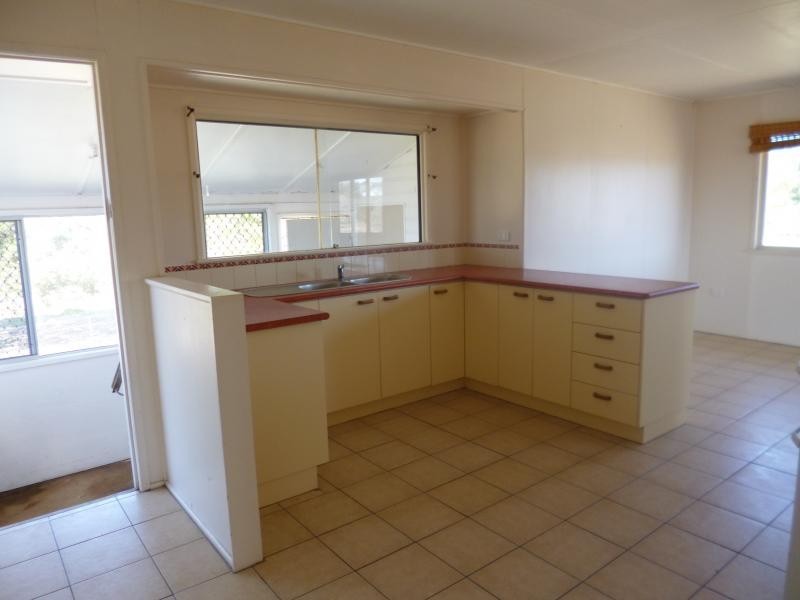 10  Edward Street, Marburg QLD 4346