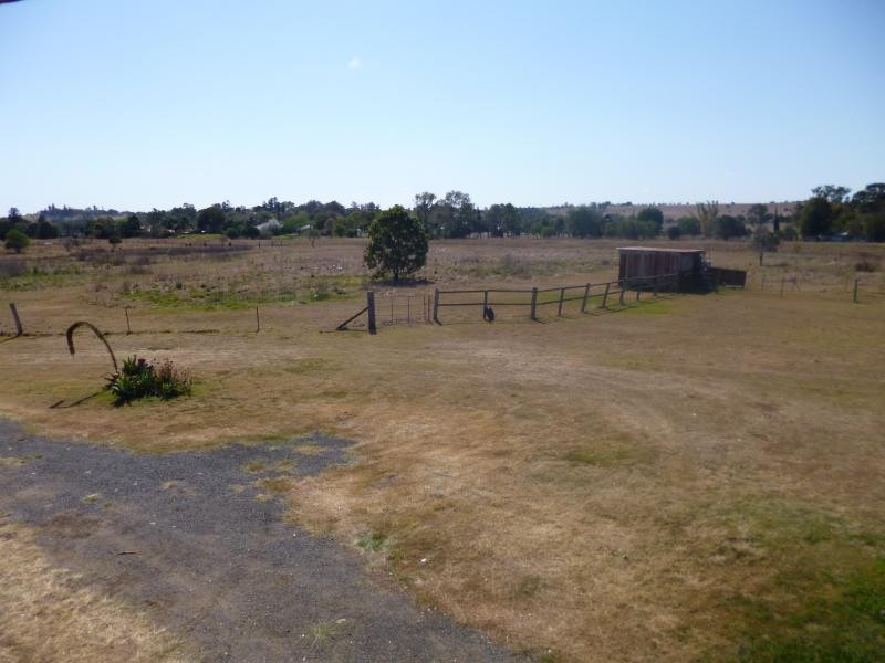 10  Edward Street, Marburg QLD 4346