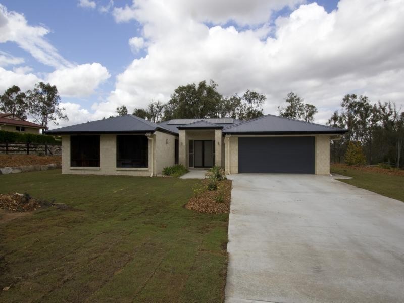 50 Glencoe Place, Thagoona QLD 4306